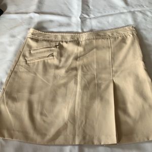 New never worn, Comfortable Golf Skort
